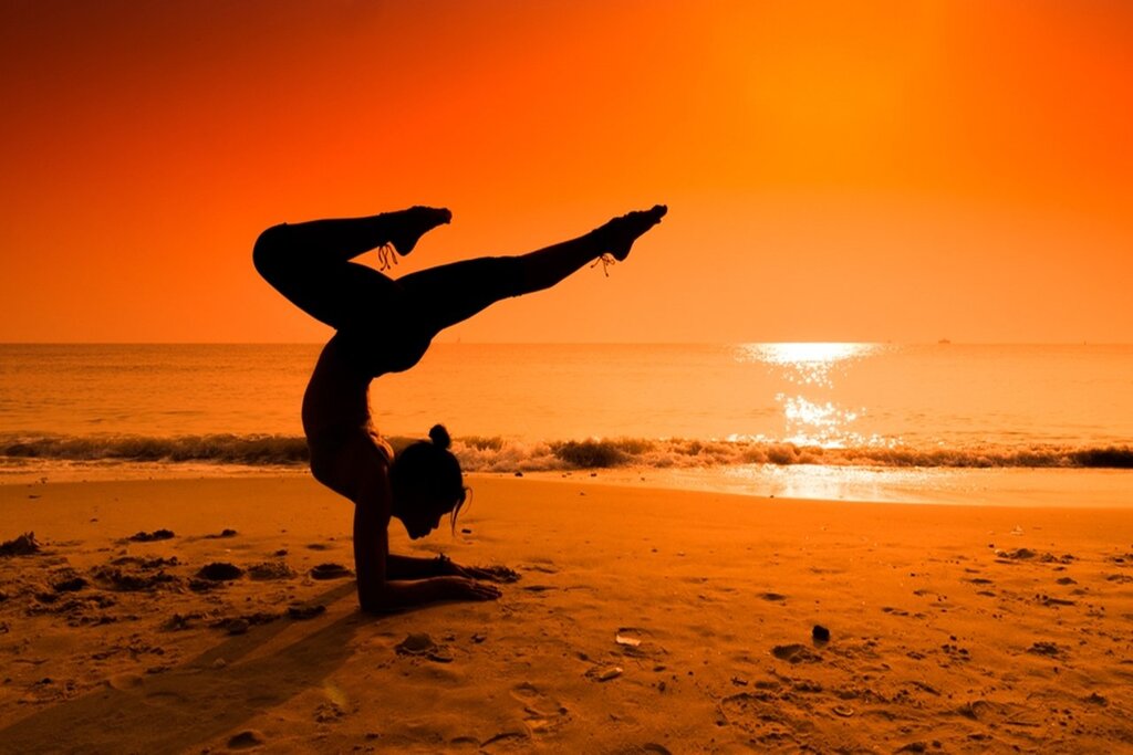 11 Unmissable Beach Yoga Retreats in Phuket - Phuket on The Beach